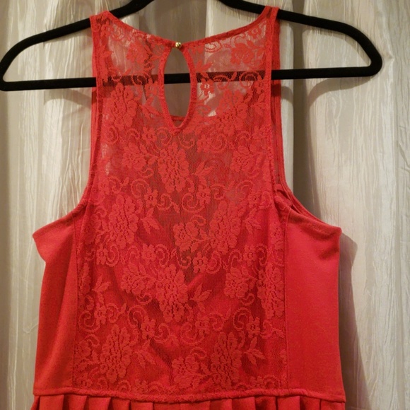 Red lace fit and flare Lauren Conrad dress - Picture 5 of 5
